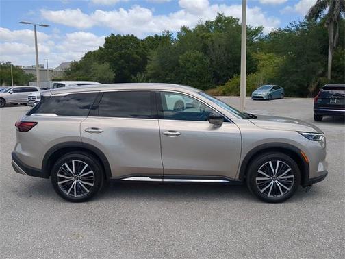2023 INFINITI QX60 SENSORY