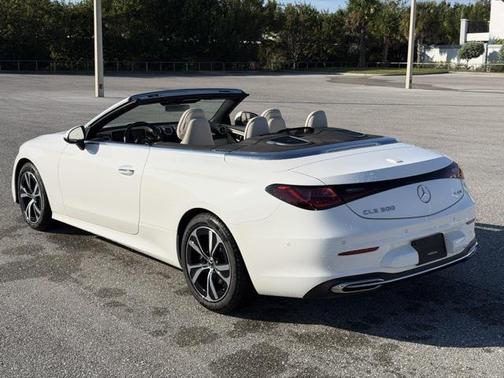 2025 Mercedes-Benz CLE 300 4MATIC Cabriolet