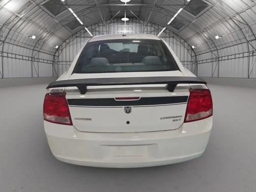 White 2010 Dodge Charger SXT
