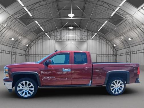 Red 2015 Chevrolet Silverado 1500 1LT