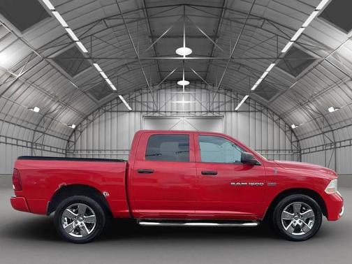 2012 RAM 1500 ST