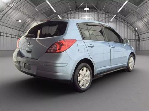 2009 Nissan Versa 1.8 S