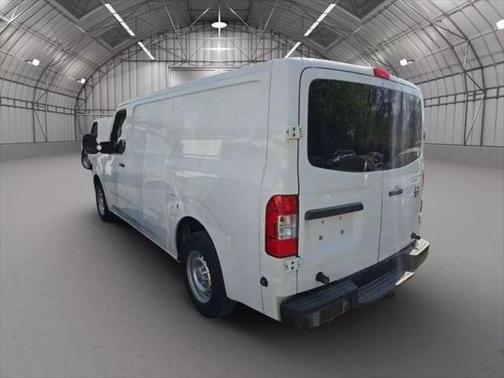 2015 Nissan NV Cargo NV3500 HD S V8