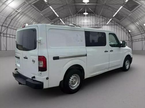 2015 Nissan NV Cargo NV3500 HD S V8