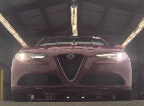 Rosso Alfa 2017 Alfa Romeo Giulia Base