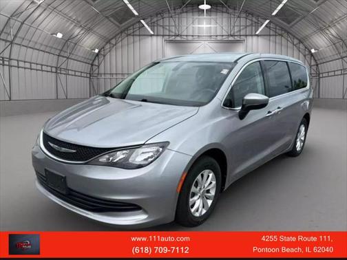 2017 Chrysler Pacifica Touring