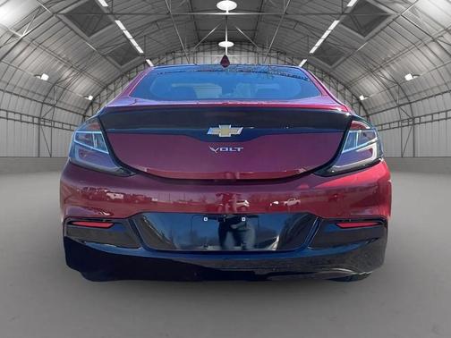 2018 Chevrolet Volt LT