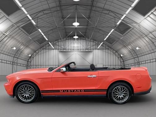 2012 Ford Mustang V6