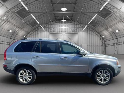 2011 Volvo XC90 3.2