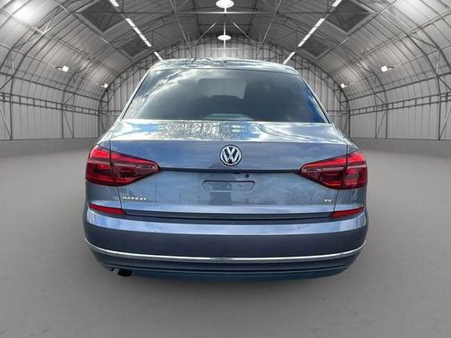 2018 Volkswagen Passat 2.0T S