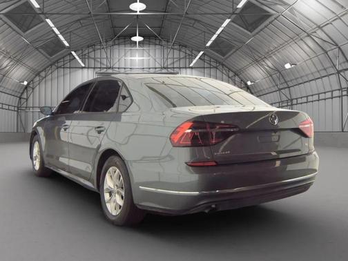 2018 Volkswagen Passat 2.0T S