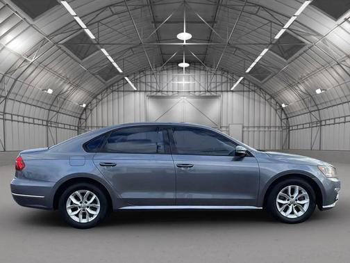 2018 Volkswagen Passat 2.0T S