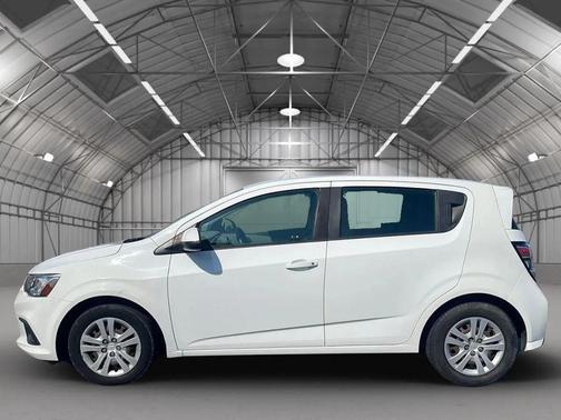2020 Chevrolet Sonic FWD Hatchback 1FL 5-Door