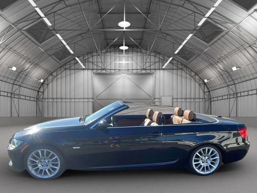 2011 BMW 328 328i Convertible 2D