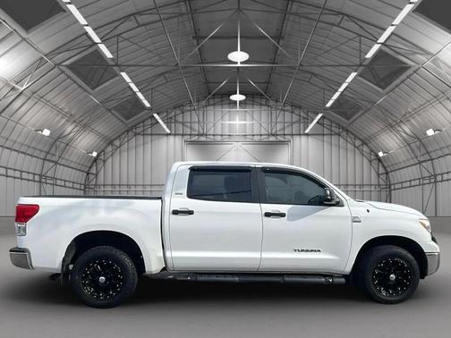 2011 Toyota Tundra Grade