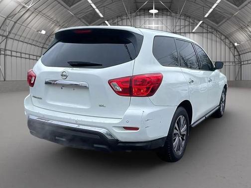 2020 Nissan Pathfinder SL 2WD