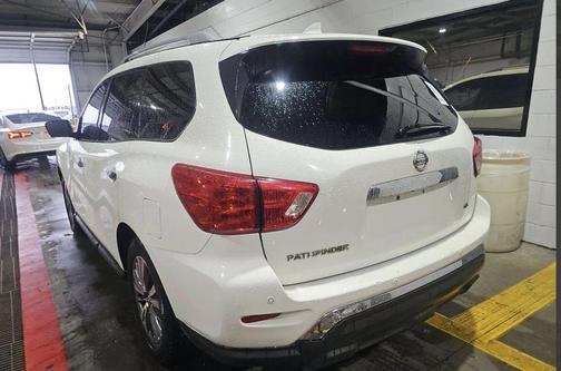 2020 Nissan Pathfinder SL 2WD