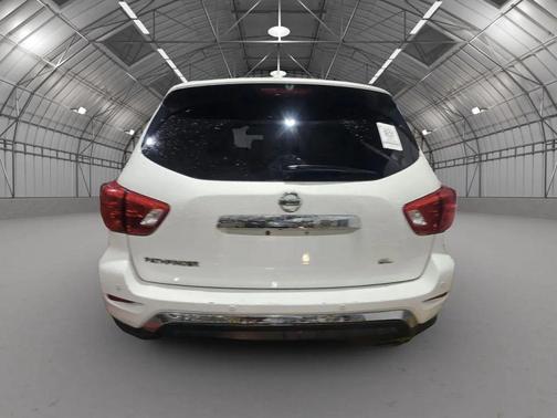 2020 Nissan Pathfinder SL 2WD