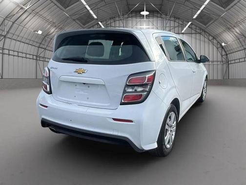 2020 Chevrolet Sonic FWD Hatchback 1FL 5-Door