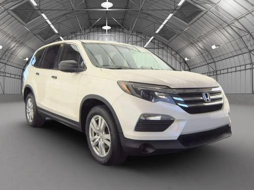 2017 Honda Pilot LX
