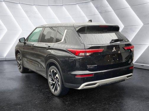 2022 Mitsubishi Outlander