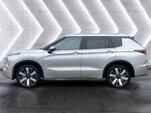 2026 Mitsubishi Outlander SEL