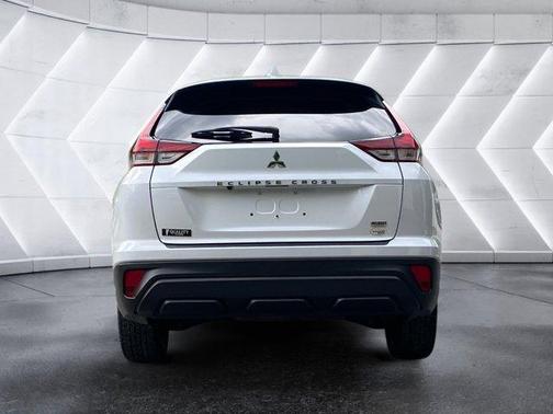 2022 Mitsubishi Eclipse Cross LE