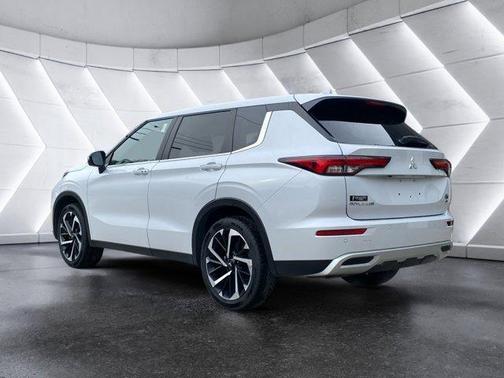 2022 Mitsubishi Outlander