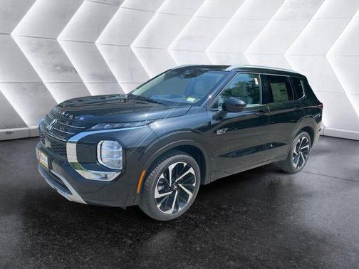 2025 Mitsubishi Outlander PHEV SEL