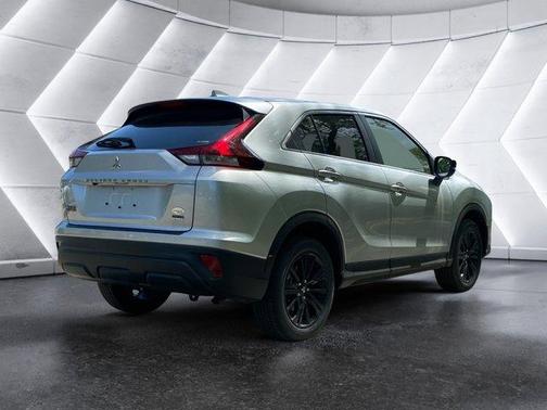 2024 Mitsubishi Eclipse Cross LE