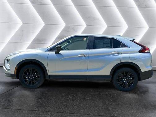 2024 Mitsubishi Eclipse Cross LE