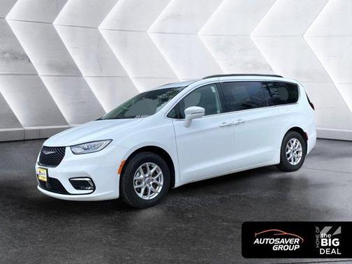 2022 Chrysler Pacifica Touring-L