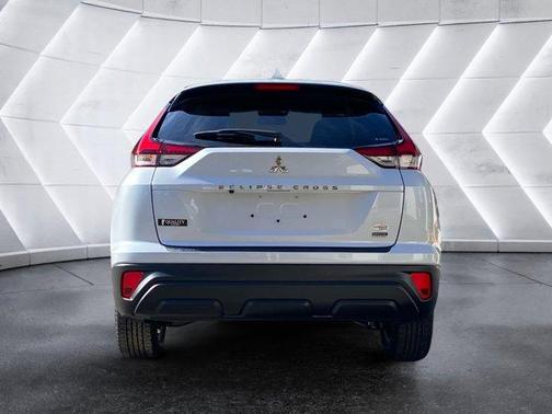 2026 Mitsubishi Eclipse Cross LE