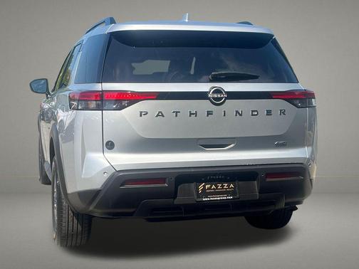 Brilliant Silver Metallic 2025 Nissan Pathfinder SV 4WD