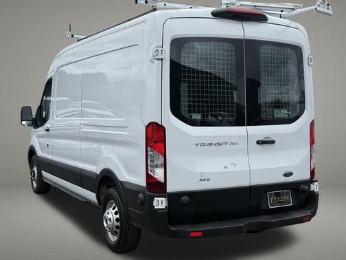 2020 Ford Transit-250 Base