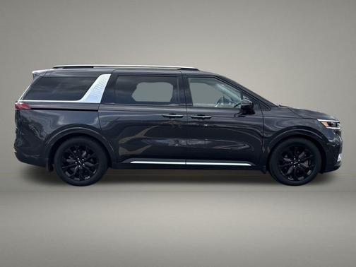 2022 Kia Carnival SX Prestige