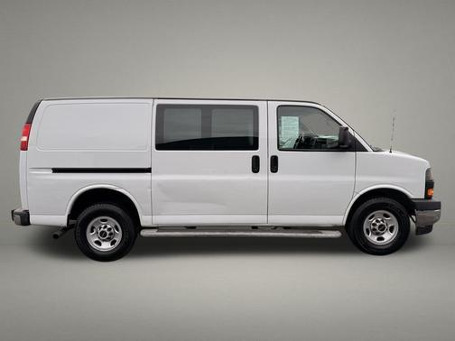 2019 GMC Savana 2500 Work Van