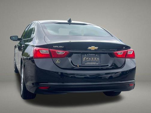 Mosaic Black Metallic 2023 Chevrolet Malibu FWD 1LT
