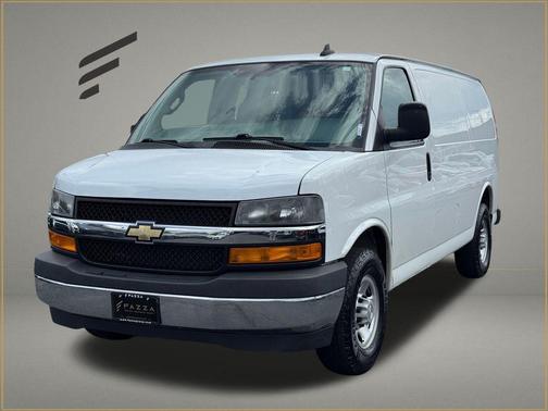 Summit White 2021 Chevrolet Express 2500 Work Van