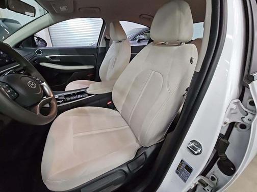 2023 Hyundai SONATA SE