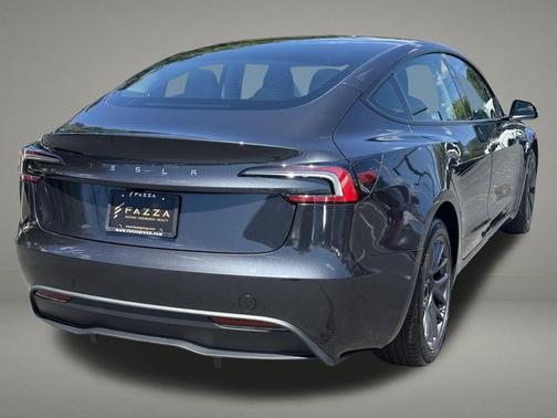 2025 Tesla Model 3 Long Range