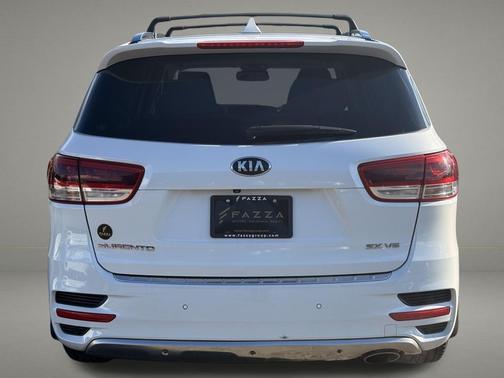 2016 Kia Sorento SX