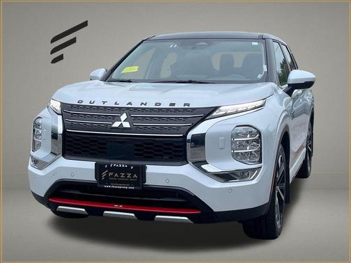White Diamond/Black Roof 2024 Mitsubishi Outlander PHEV SE Ralliart