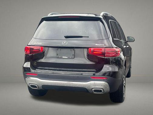 Black 2025 Mercedes-Benz GLB 250 4MATIC