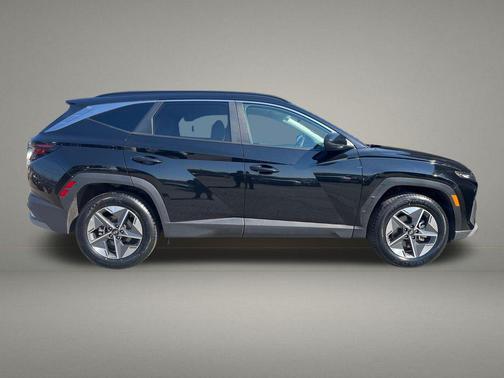 Phantom Black 2025 Hyundai TUCSON SEL