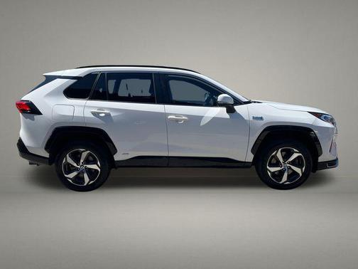 Super White 2021 Toyota RAV4 Prime SE
