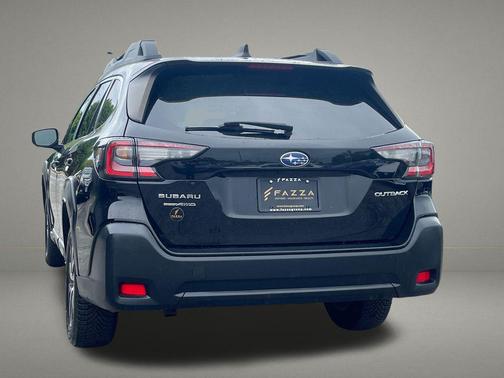 Crystal Black Silica 2023 Subaru Outback Premium