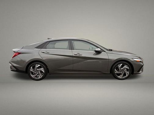 Amazon Gray 2025 Hyundai ELANTRA SEL