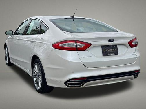 White Platinum Metallic Tri-Coat 2015 Ford Fusion SE