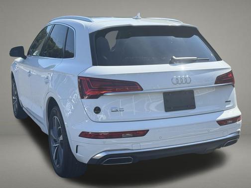 2022 Audi Q5 45 S line Premium Plus
